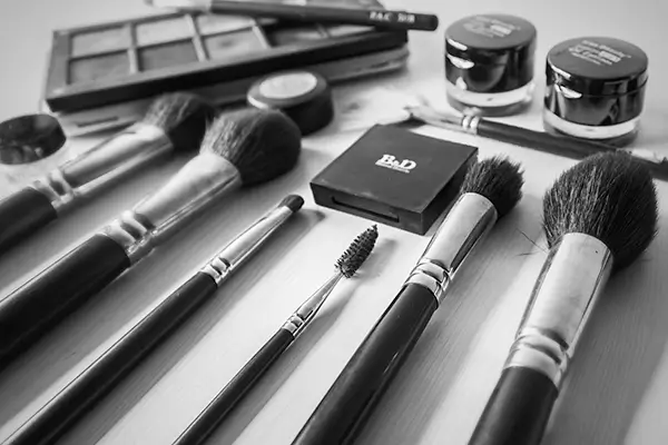 Makeup Brushes & Sets