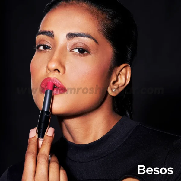 Renee Crush Glossy Lipstick (Besos) - Model